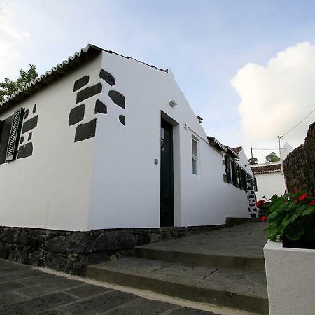 Monserrate - Galera Cottage Caloura Buitenkant foto