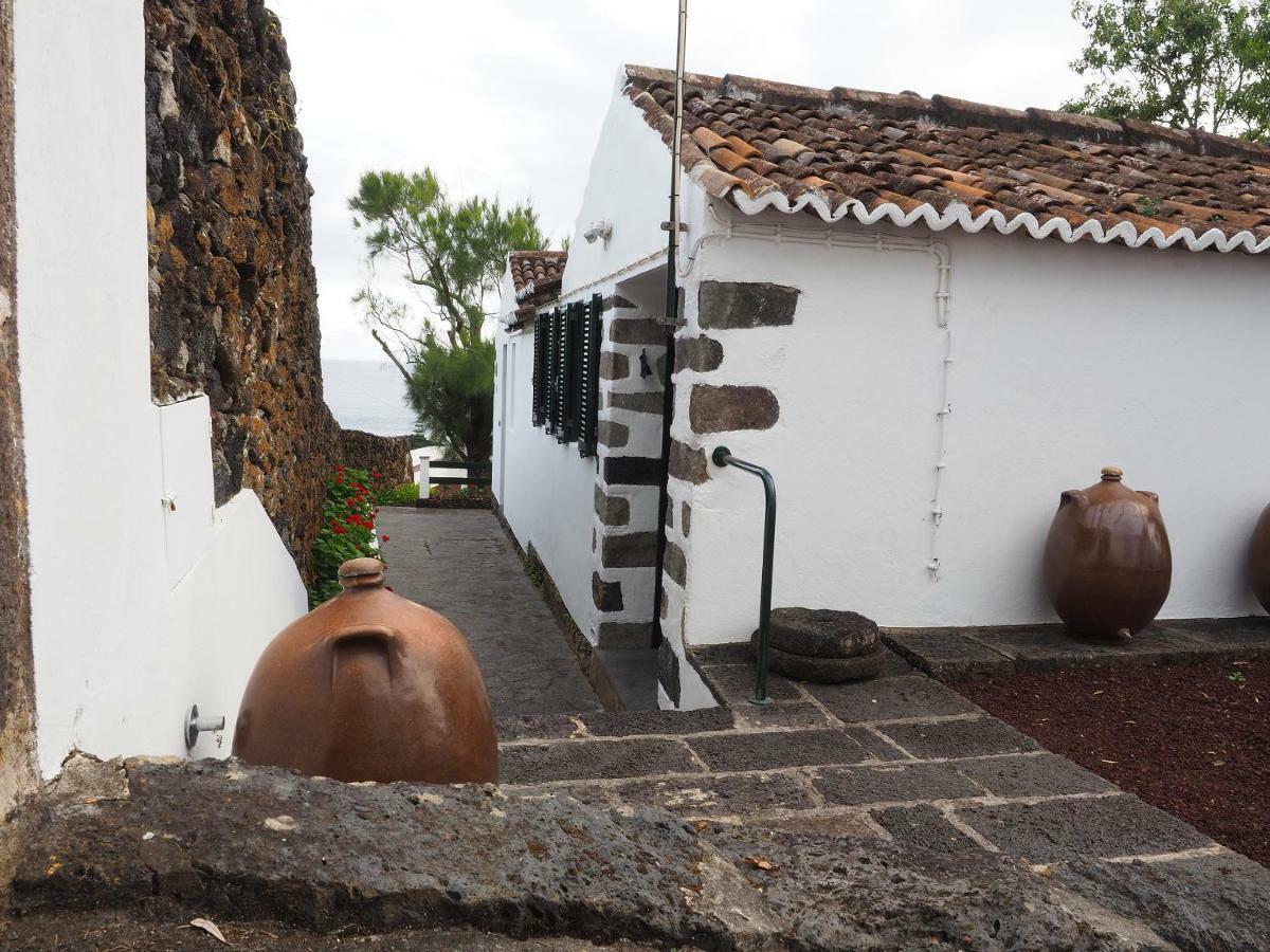 Monserrate - Galera Cottage Caloura Buitenkant foto